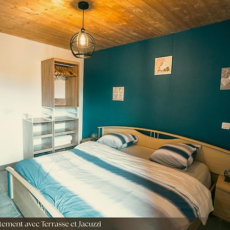 Les Appartements Du Pont Alsort Froidchapelle Ngoại thất bức ảnh