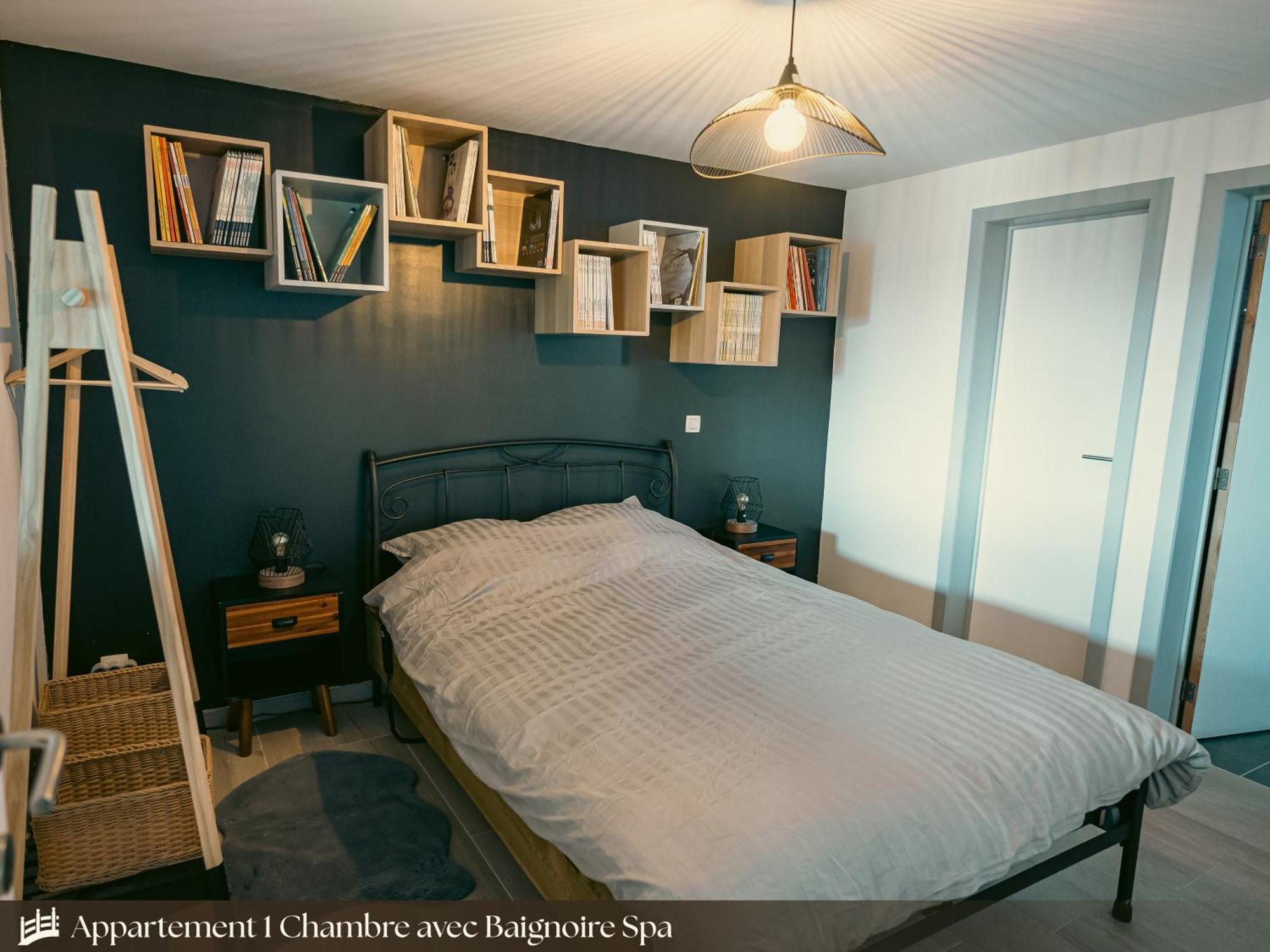 Les Appartements Du Pont Alsort Froidchapelle Ngoại thất bức ảnh